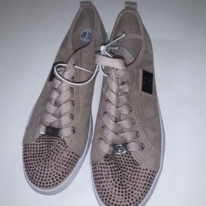 Guess Los Angeles sneakers women size 8.5